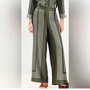 Loft Women’s Green and White Wide Leg Pull On Pants, Size XS Petite